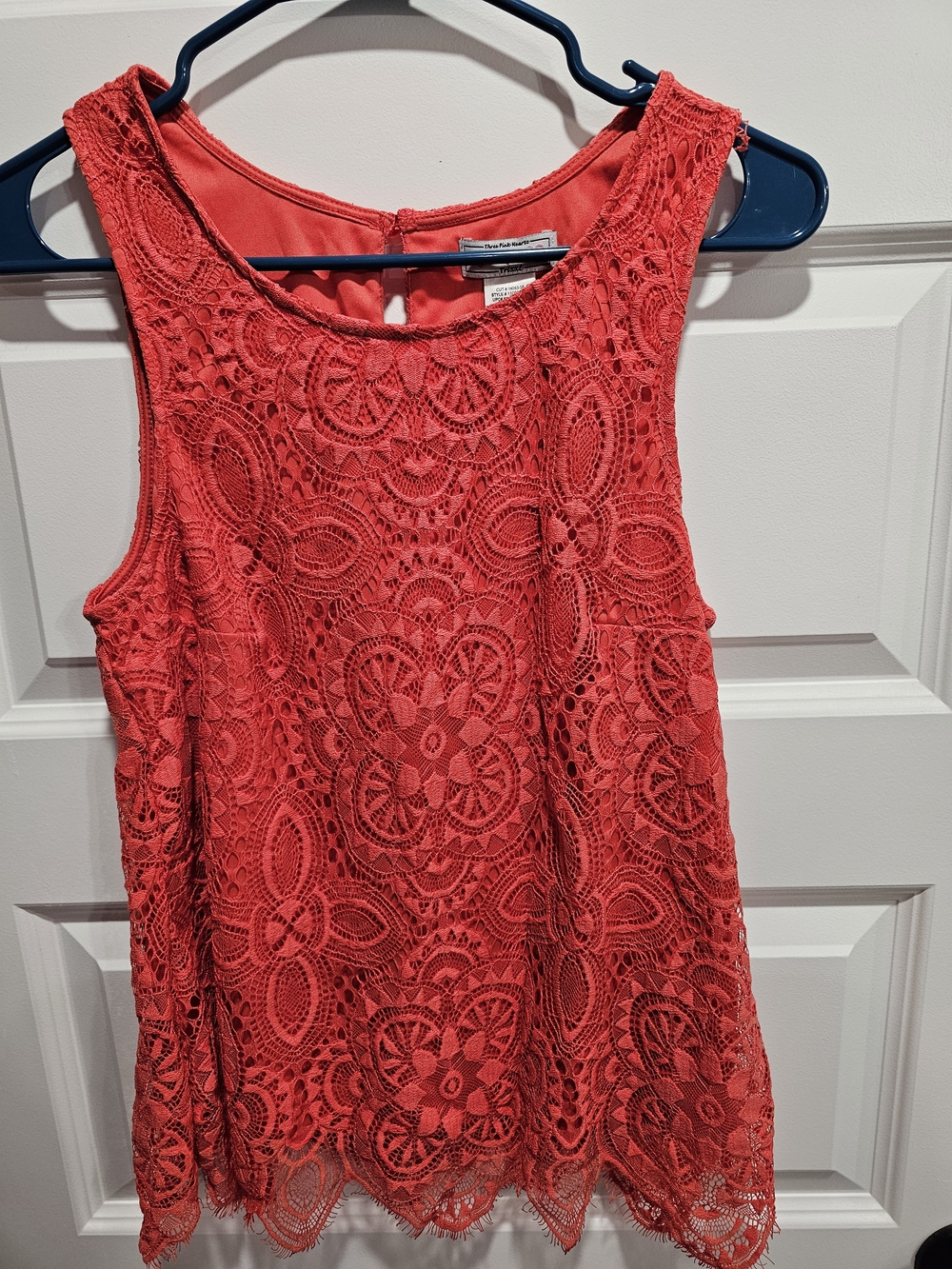 Trixxi Coral Lace Sleeveless Shell Top